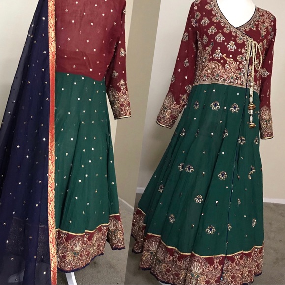 ❗️SOLD❗️Almirah,indian pakistani, women dress - Picture 3 of 8